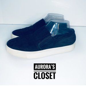 Vince 9 Black Suede Slip On Ginelle